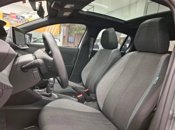 PEUGEOT 208 1.0 FIREFLY FLEX STYLE MANUAL PEUGEOT 208 1.0 FIREFLY FLEX STYLE MANUAL